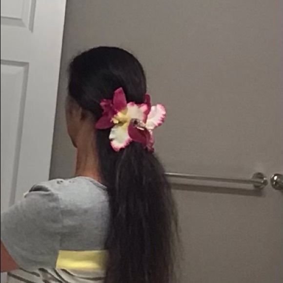 Orchid silk flower hair piece - Picture 3 of 5